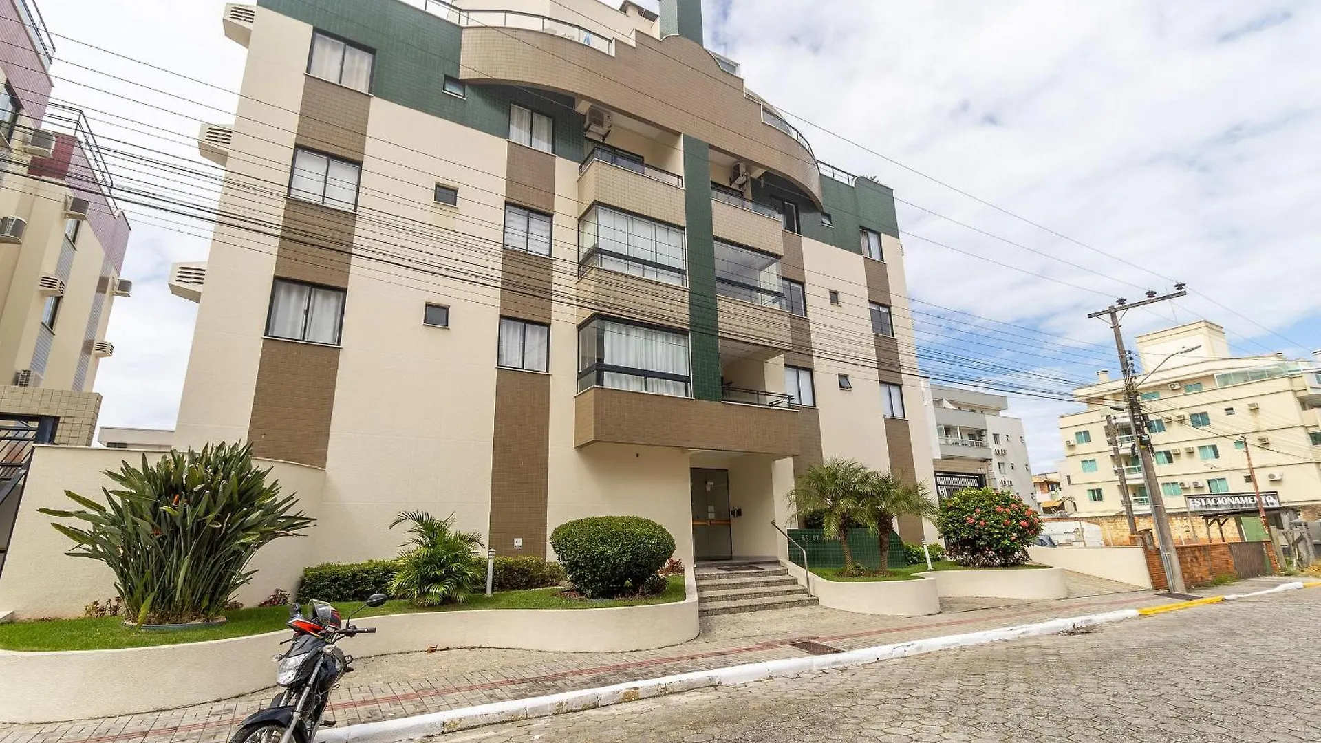036A - Apartamento 3 Dormitorios A 150M Da Praia De Bombas Bombinhas Appartement